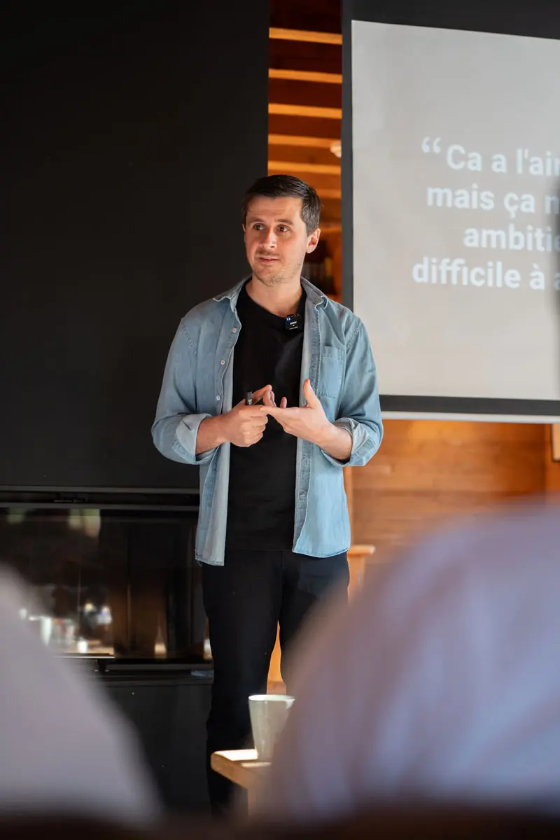 Portrait de Thomas Gibot, fondateur de l'école Les Sommets du Coaching